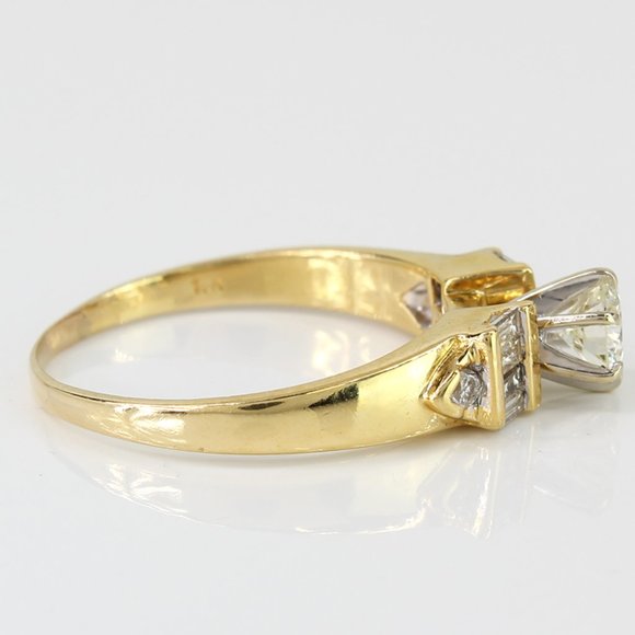 18k Gold Baguette Diamond Ring - Picture 4 of 6